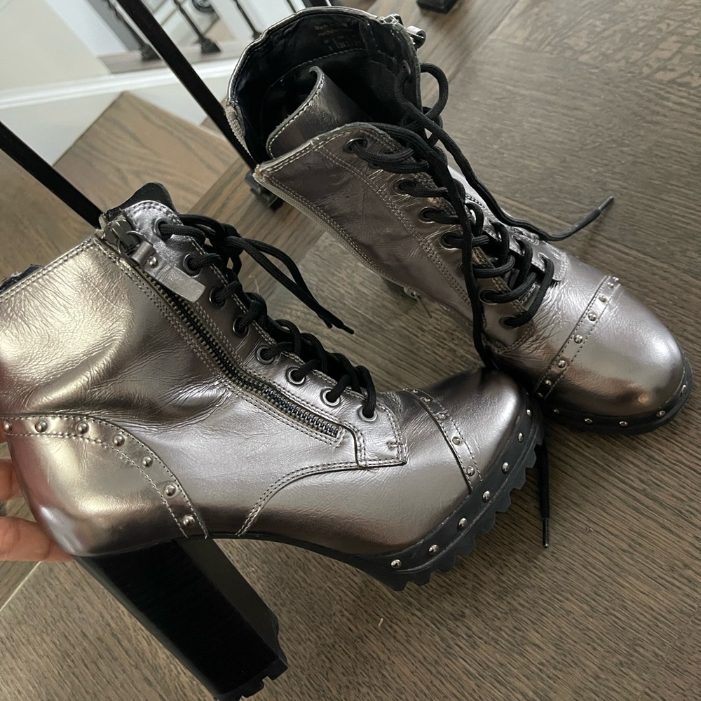 Aldo boots in silver